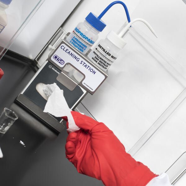 Cleaning Station - Laboratory Safety Enclosures - CTS Europe -1